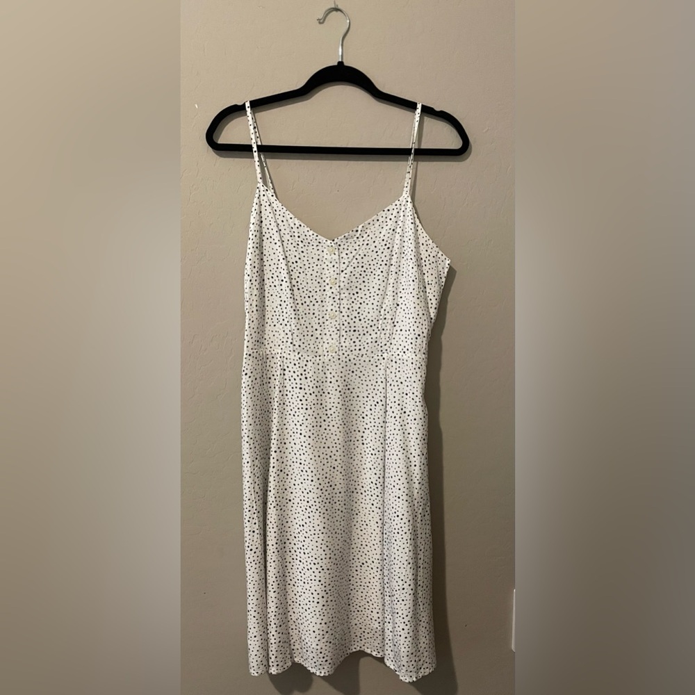 NWT Gap. White-black polkadot dress.